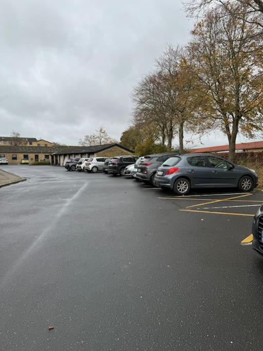 Stor Og Lys Lejlighed I Hjertet Af Holstebro Exterior photo